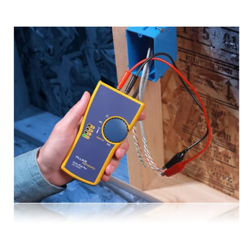 Цифровой тональный генератор с детектором Fluke IntelliTone 200 Toner и Probe