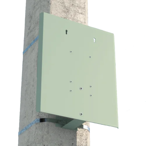 Кронштейн для крепления оптических коробок с местом для запаса кабеля