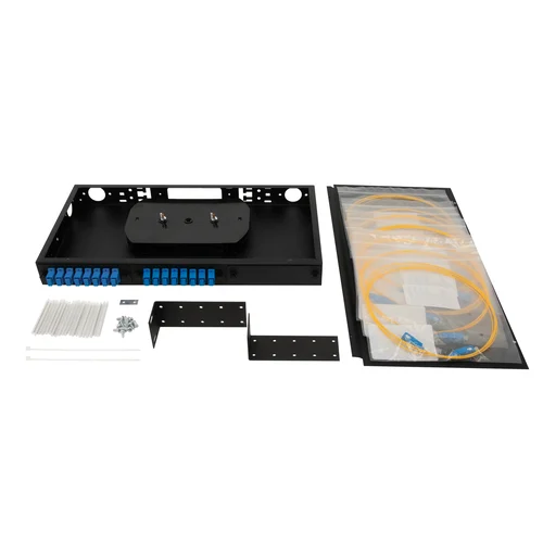 Кросс оптический 19" (ШКОС) укомплектованный на 16 SC портов, черный (комплект с розетками и пигтейлами)