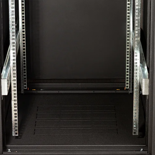 Шкаф телекоммуникационный напольный 27U 600x600мм, серия TFC (SNR-TFC-276060-GS-B-SF)
